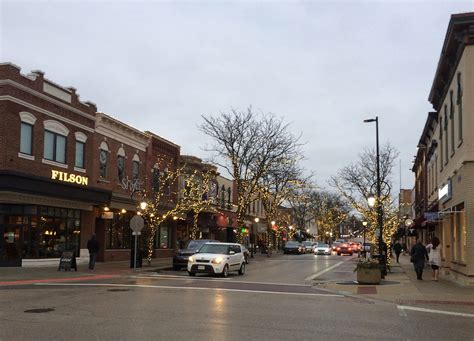 Naperville downtown il - Downtown Naperville, Naperville, Illinois. 65,972 likes · 639 talking about this · 86,792 were here. Downtown Naperville is a shopper’s paradise, restaurant mecca, spas too, situated in a... Downtown Naperville | Naperville IL